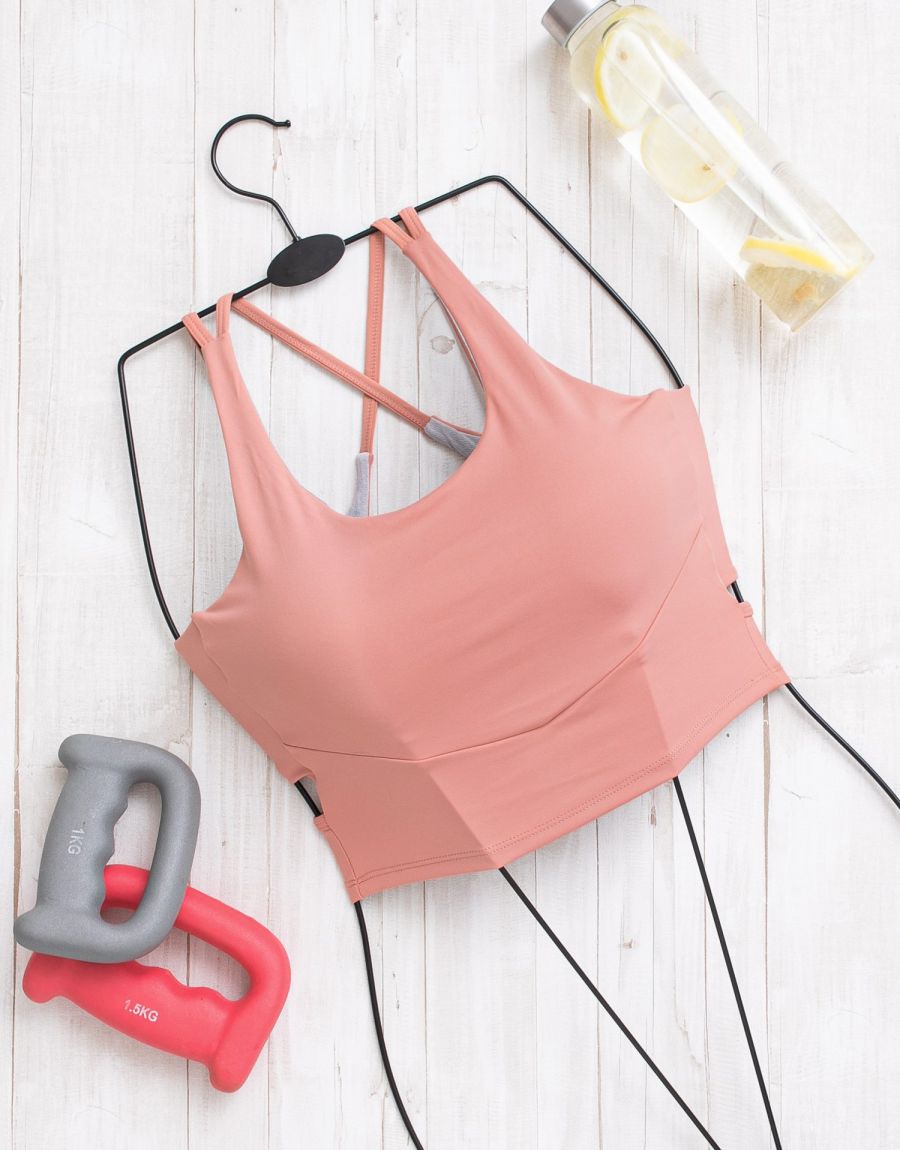 Αθλητικό Μπουστάκι Dry Fit Με Διπλές Τιράντες Στην Πλάτη Αθλητικό Μπουστάκι Dry – Fit Με Ανοίγματα Στην Πλάτη