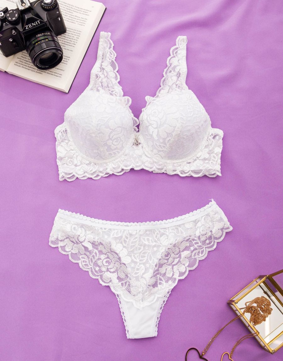 Σετ Σουτιέν Σατέν Με Δαντέλα Και Ρυθμιζόμενο Brazil Σετ Σουτιέν Ενισχυμένο Με Φαρδιά Δαντελωτή Τιράντα Και String