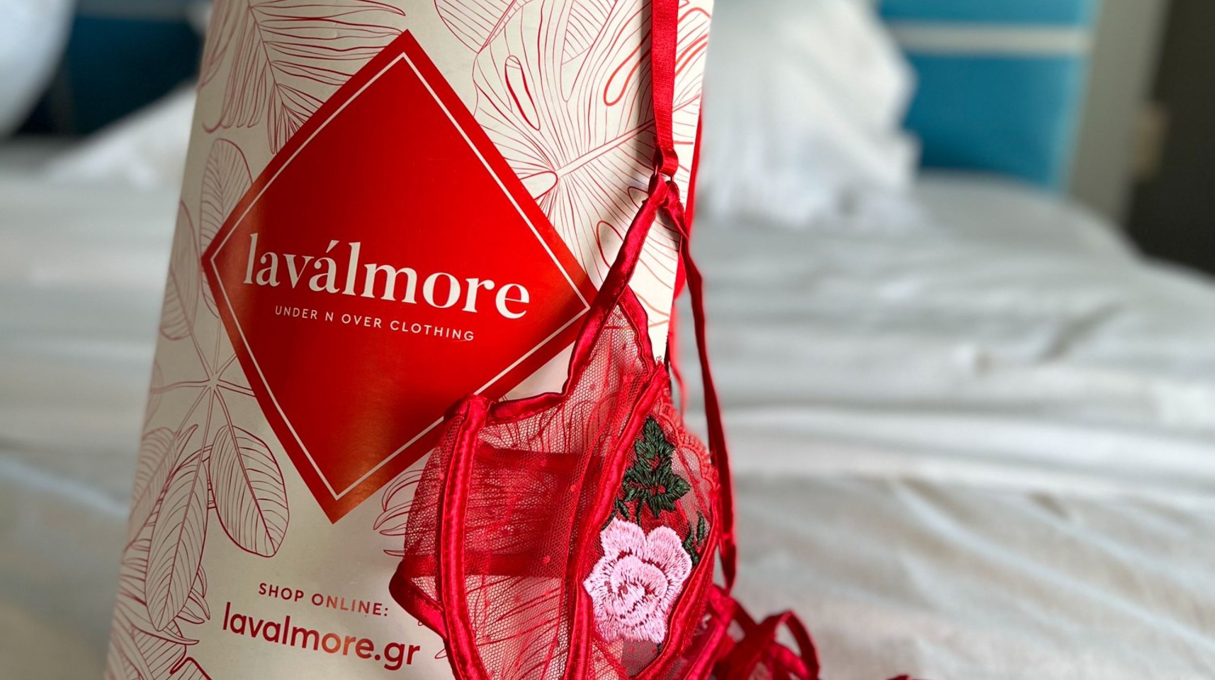 Ένα Δώρο Για Εκείνη 5001 Laval Package Winter 3