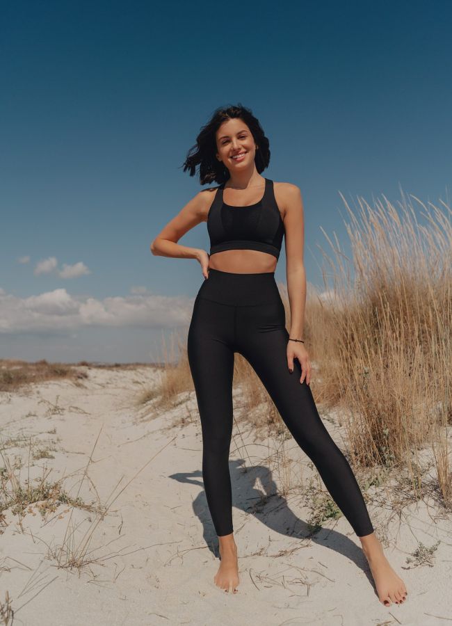 Strong &Amp; Feminine: Όταν Η Δύναμη Και Η Θηλυκότητα Πάνε Μαζί Κολάν