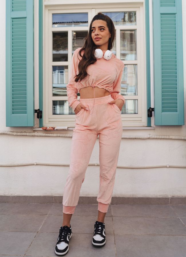 Workout Στο Σπίτι: 8 Εύκολες Ασκήσεις Φόρμα, Βελούδινη