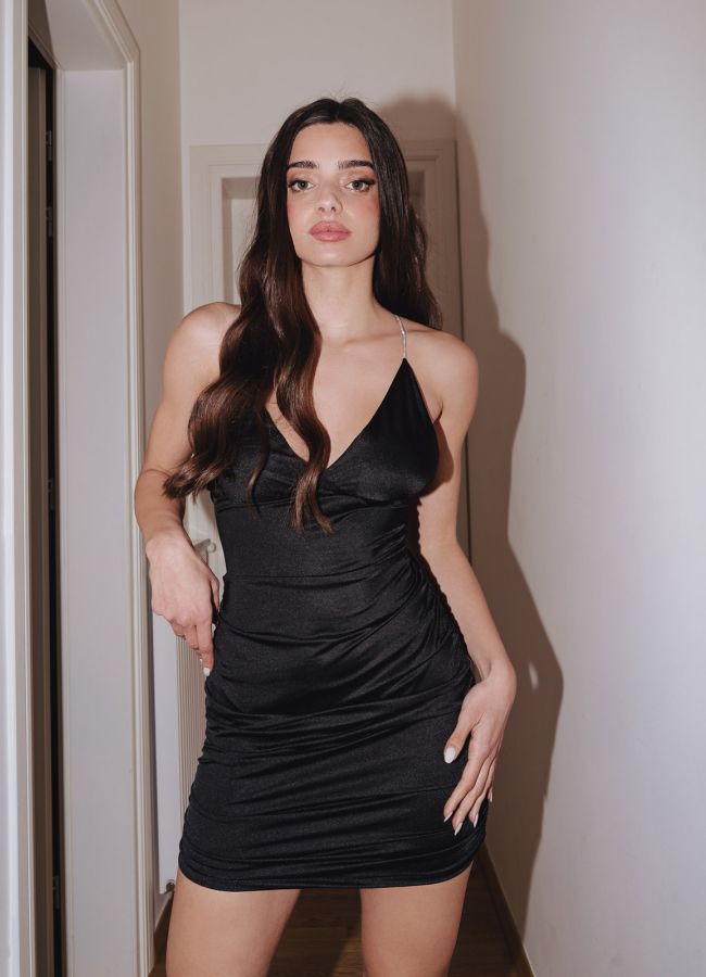 Τι Να Φορέσω Στην Ορκωμοσία Μου? Φορέματα3