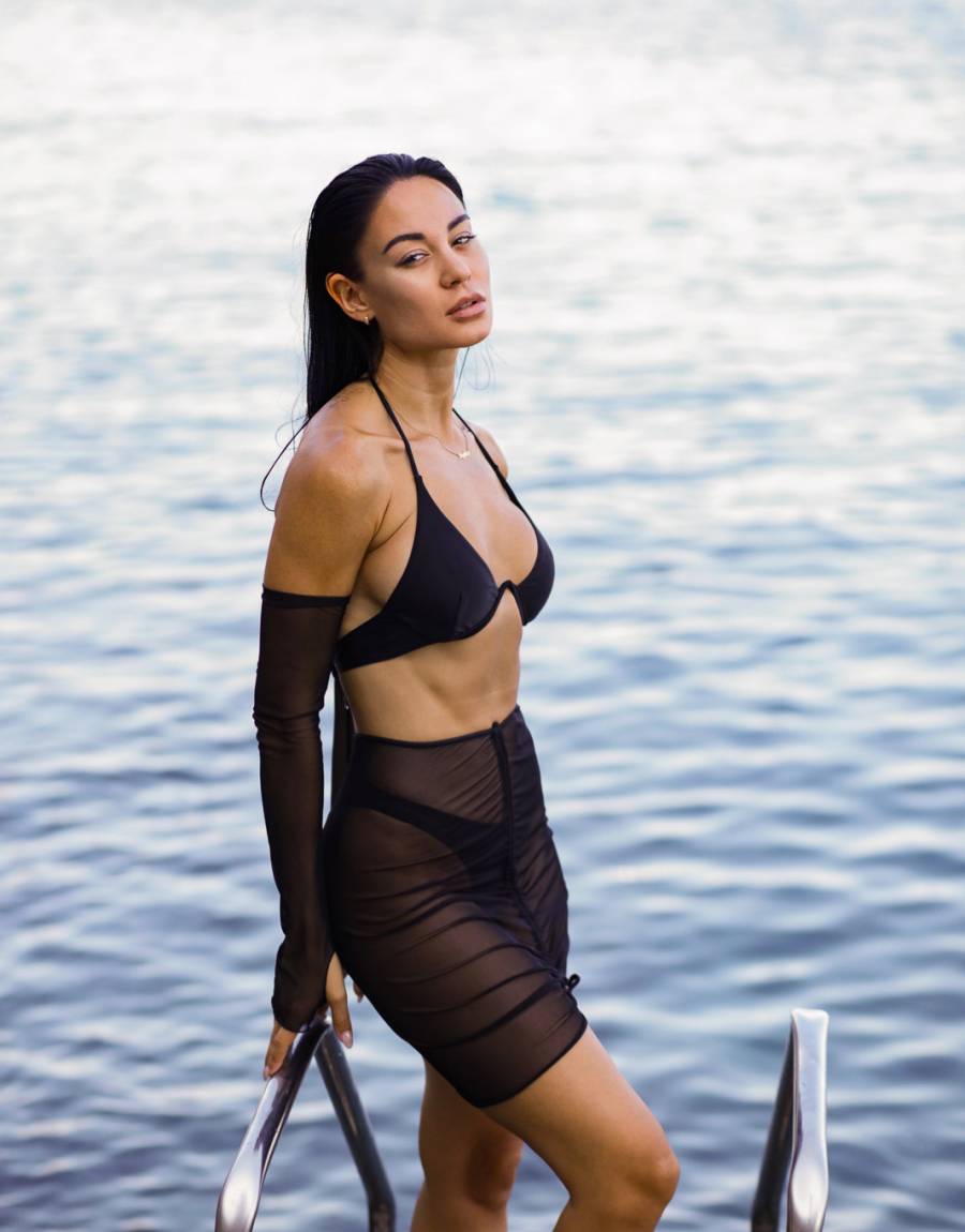 Μαγιό Μπικίνι με Μπανέλα, Brazil V High Rise, Παρεό και Γάντια