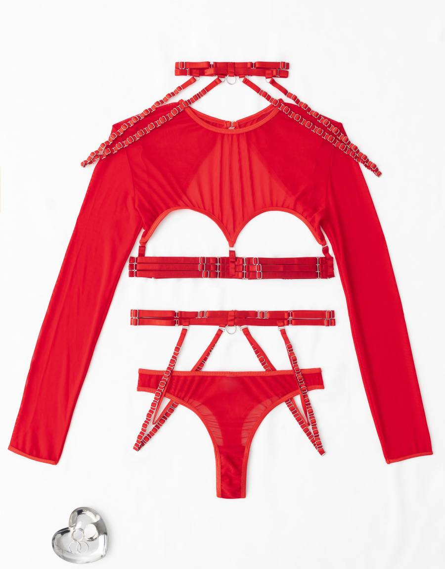 Cupless Crop Top με Choker, Ζώνη και Ψηλόμεσο String