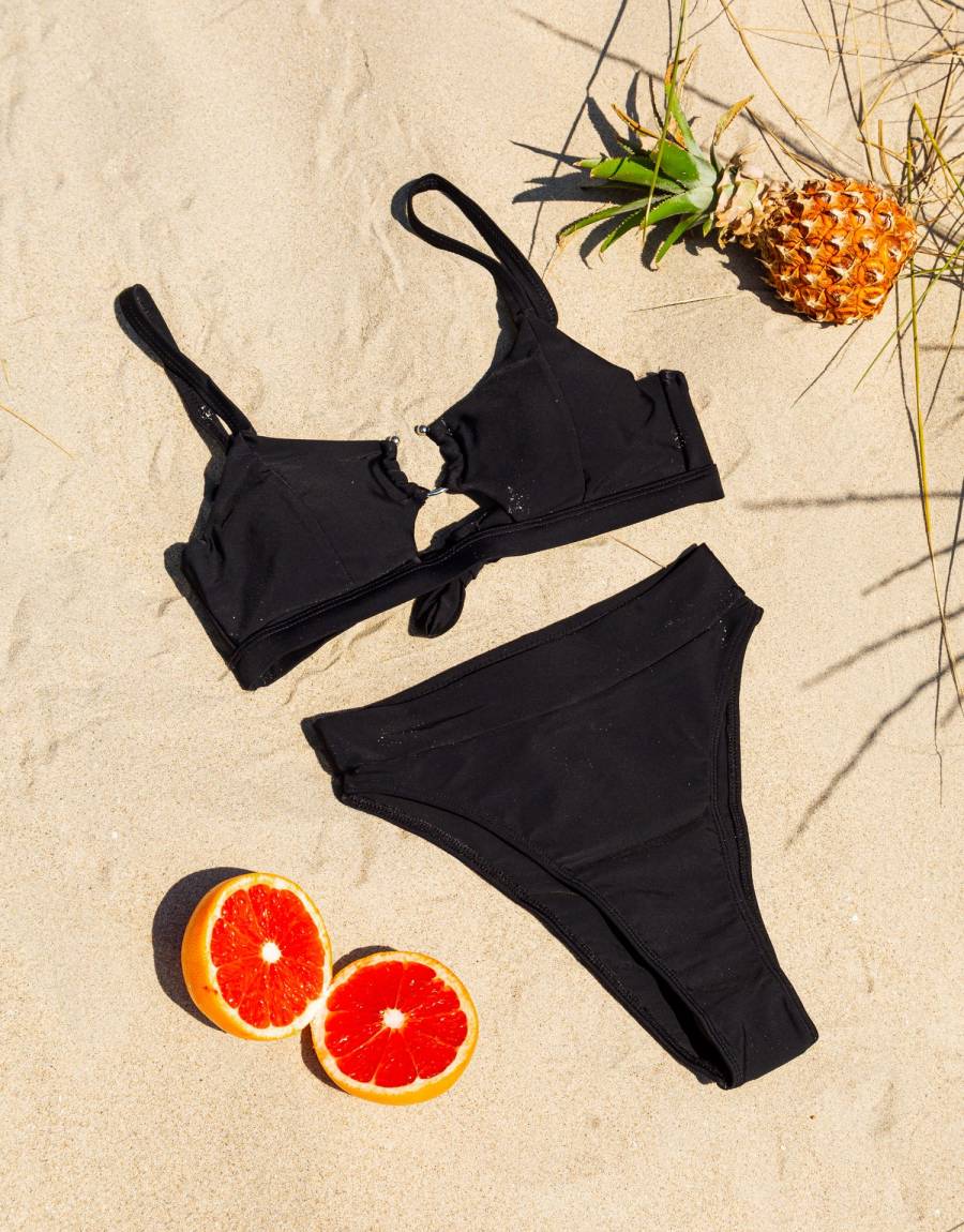 Μαγιό Μπουστάκι Με Εντυπωσιακό Άνοιγμα Και Ψηλόμεσο Brazil