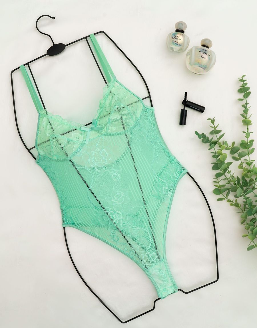 Body String Με Διαφάνειες Και Δαντέλα