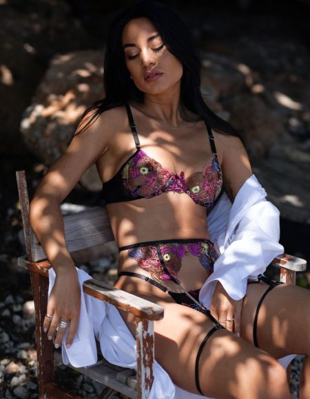 511 Ethnic Angelica 2A 44C480E9